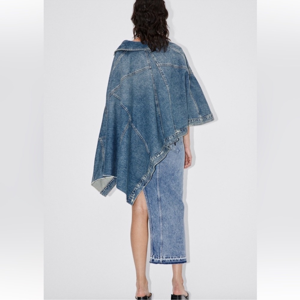 Zara ASYMMETRICAL DENIM CAPE NWT Limited Edition Size Medium Bloggers Favorite - Picture 3 of 13